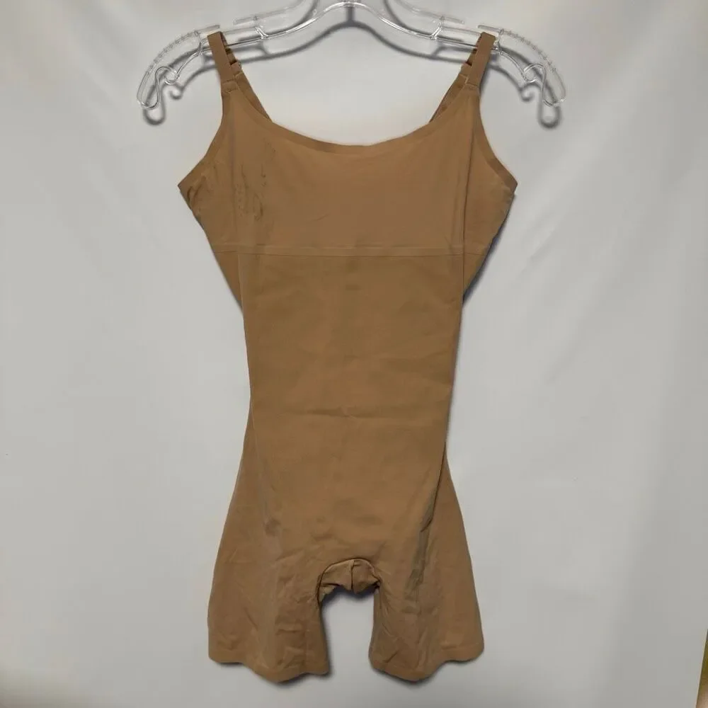 Assets Spanx tan body suit size medium NWOT